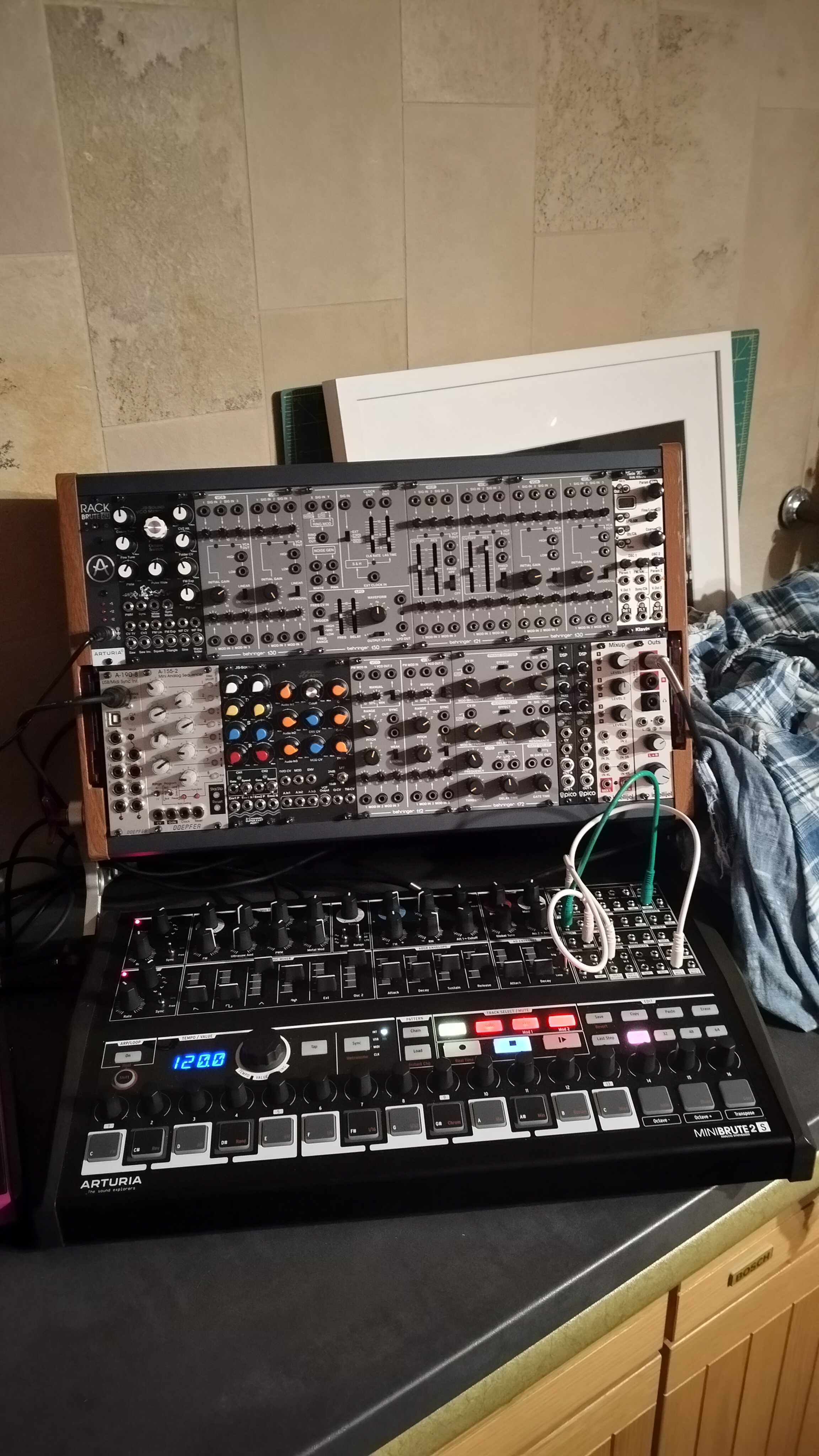 Behringer Wing Compact