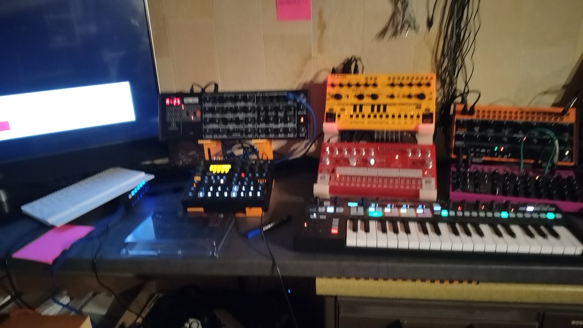 Behringer TD-3